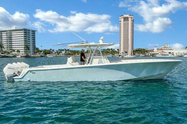 2019 SeaVee 390Z
