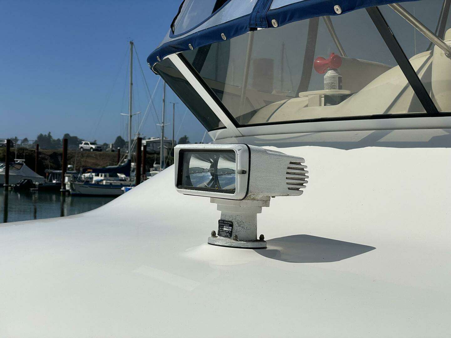 2000 Sea Ray 400 Sedan Bridge - Image 11