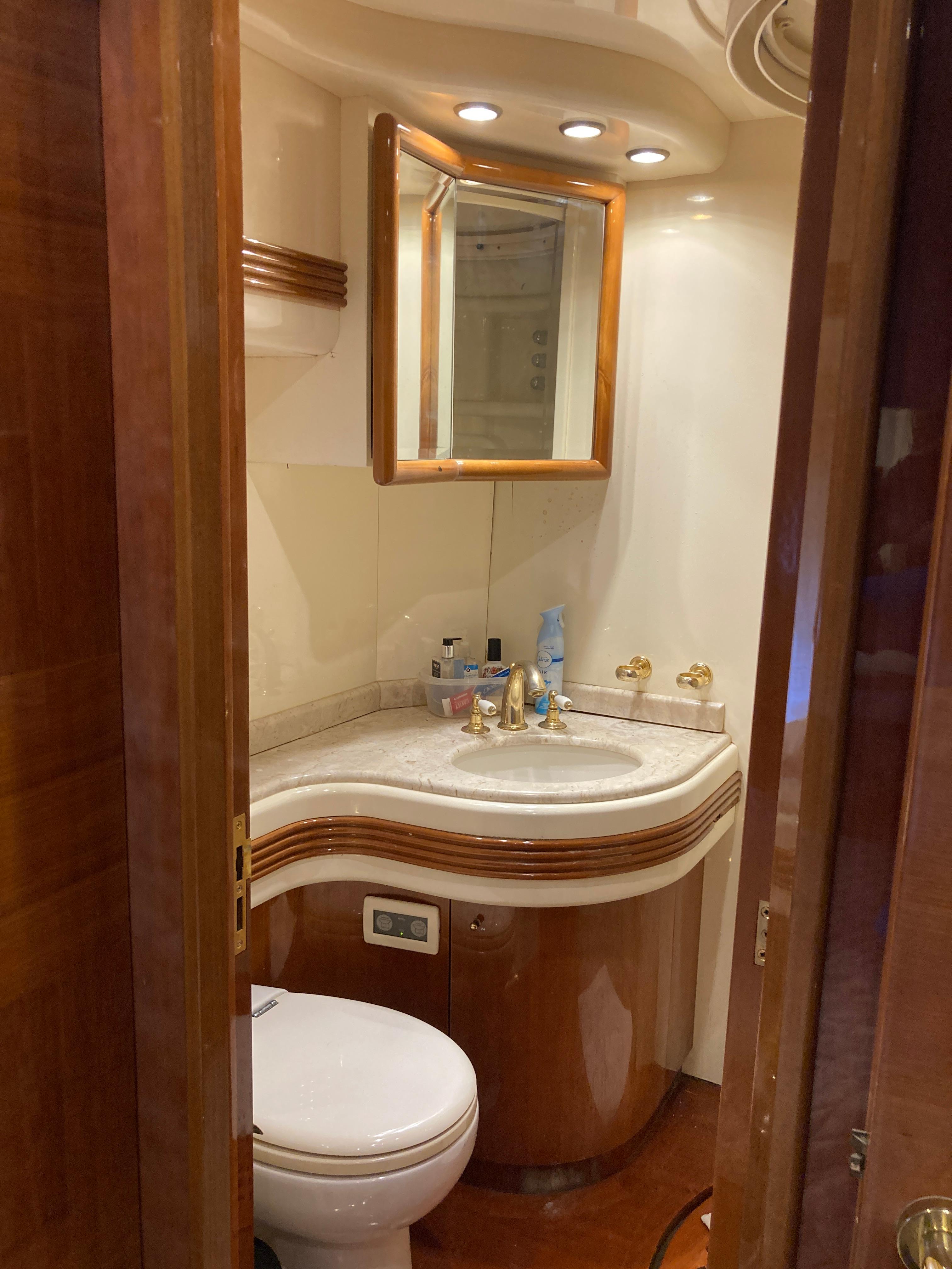 2005 Azimut 80 - 83