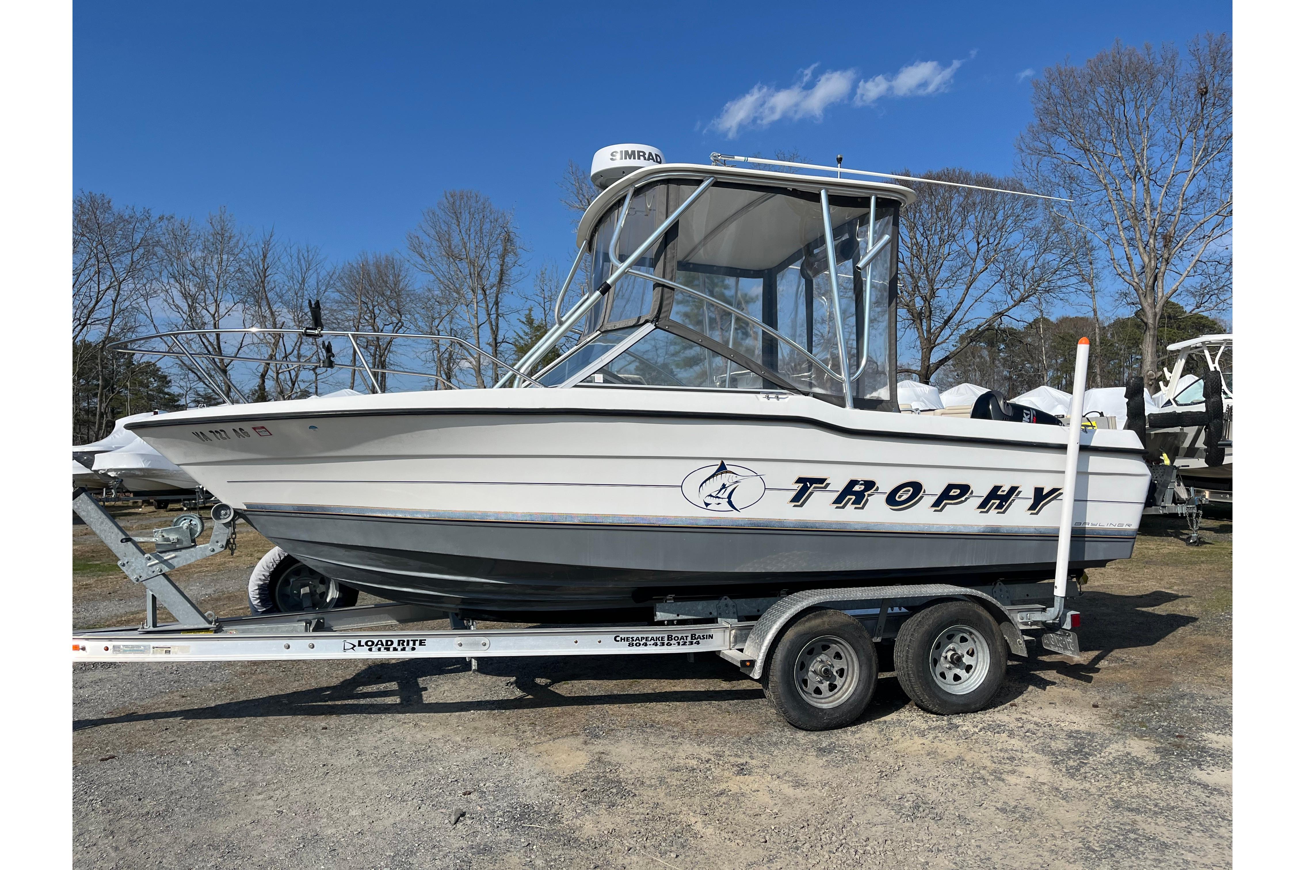 1992 Bayliner 2000 Trophy