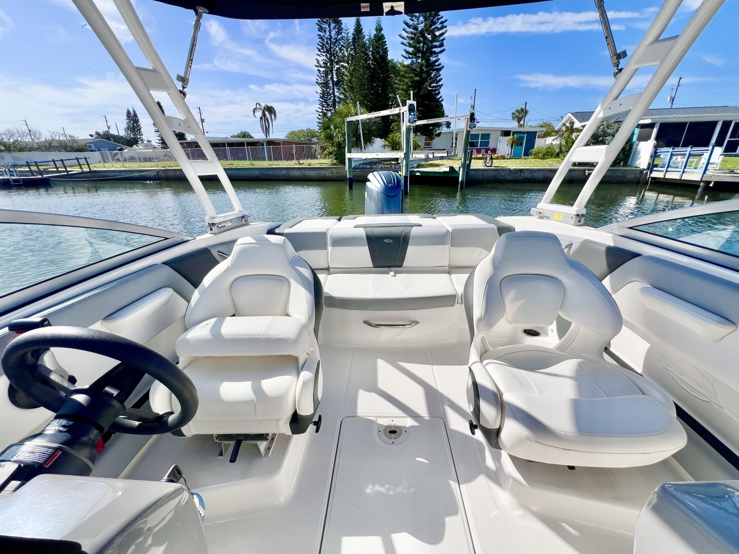 2023 Chaparral 21 SSi OB - Image 7