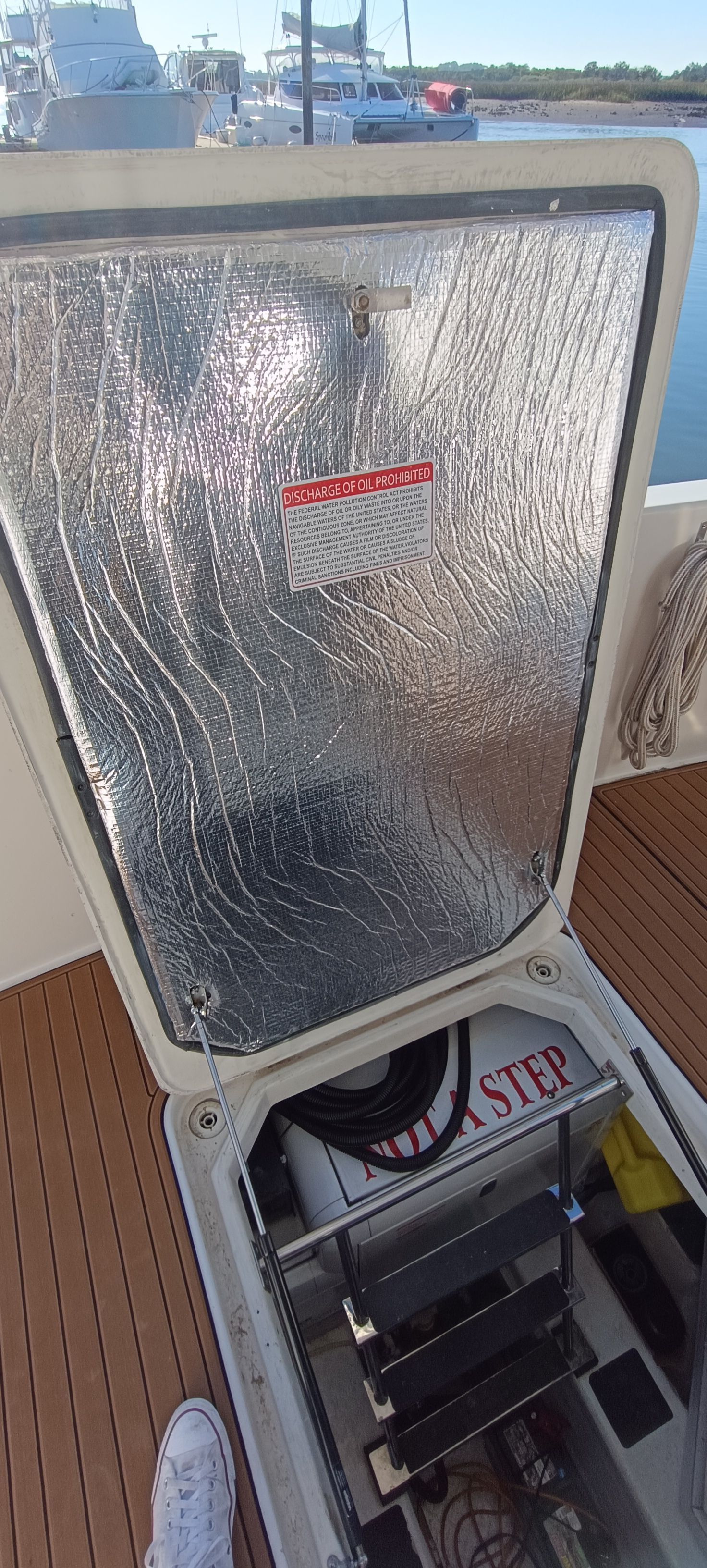 2000 Carver 450 Voyager Pilothouse - 26