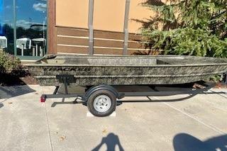 2026 Tracker Grizzly 1754 Utility