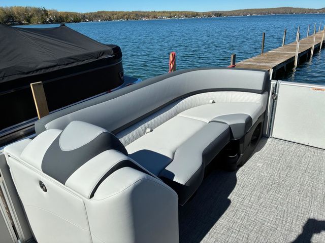 2026 Tahoe 2585 CASCADE QUAD LOUNGER - 18
