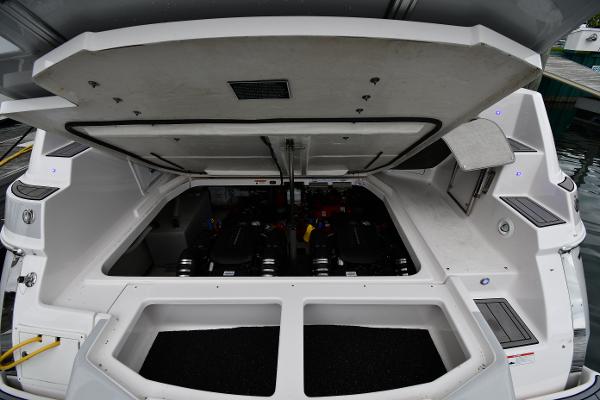 2021 Regal 35 Sport Coupe - 63
