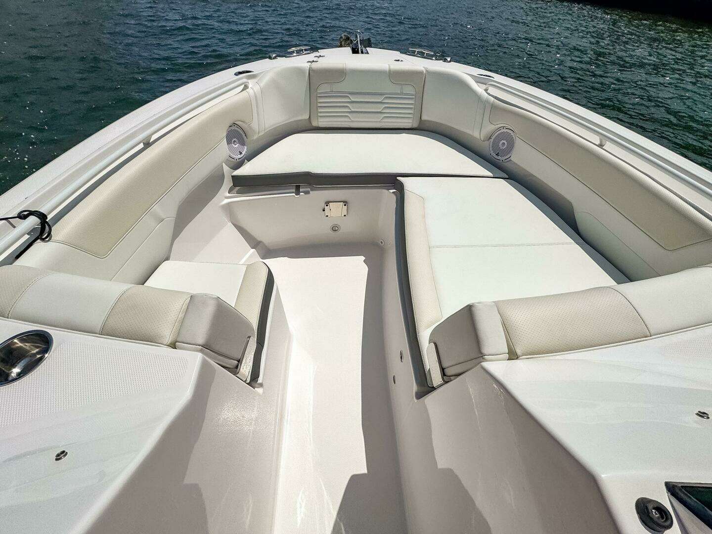 2025 Edgewater 262CX - Image 17