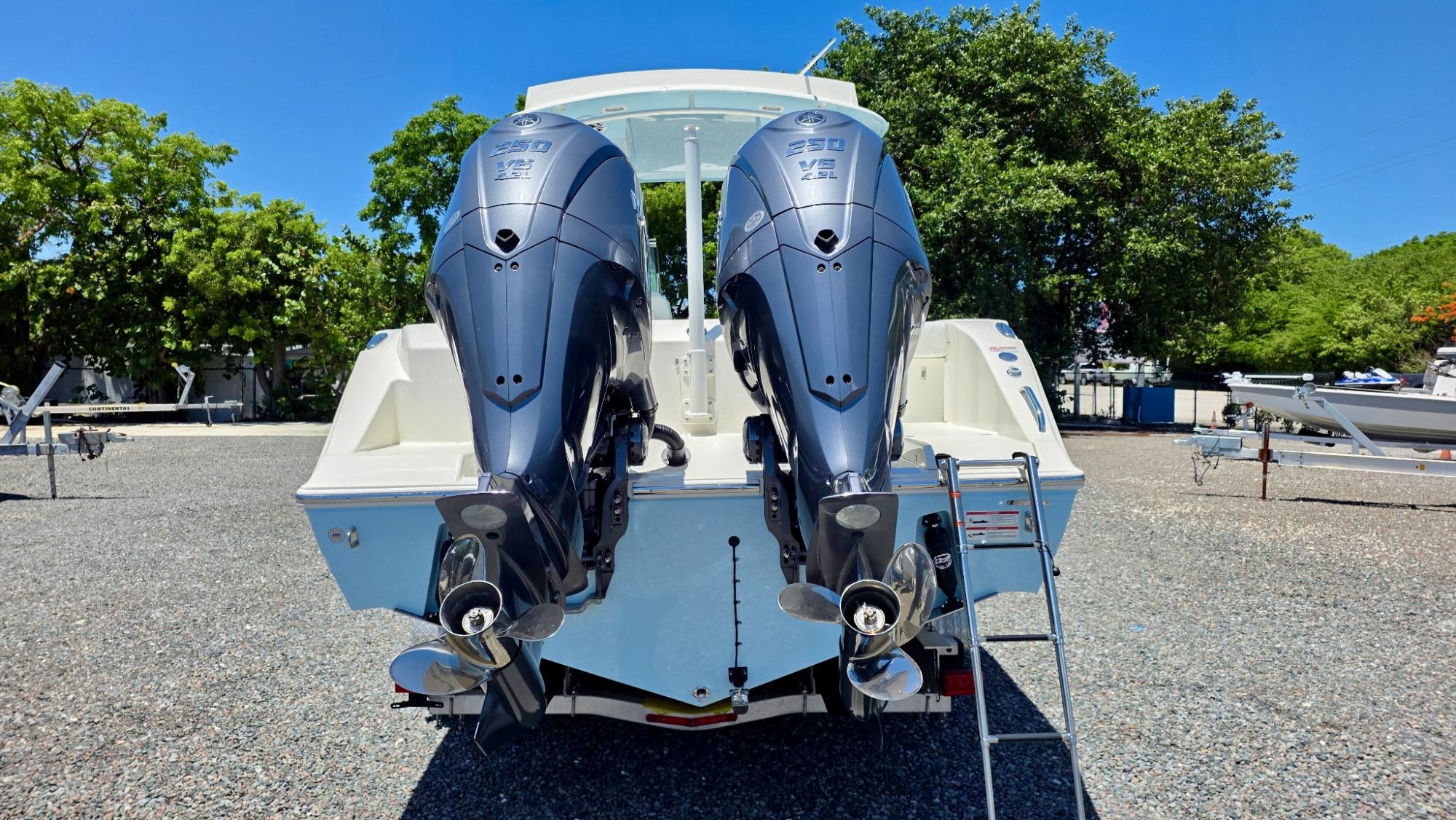 2026 Cobia 280 Dual Console - 5