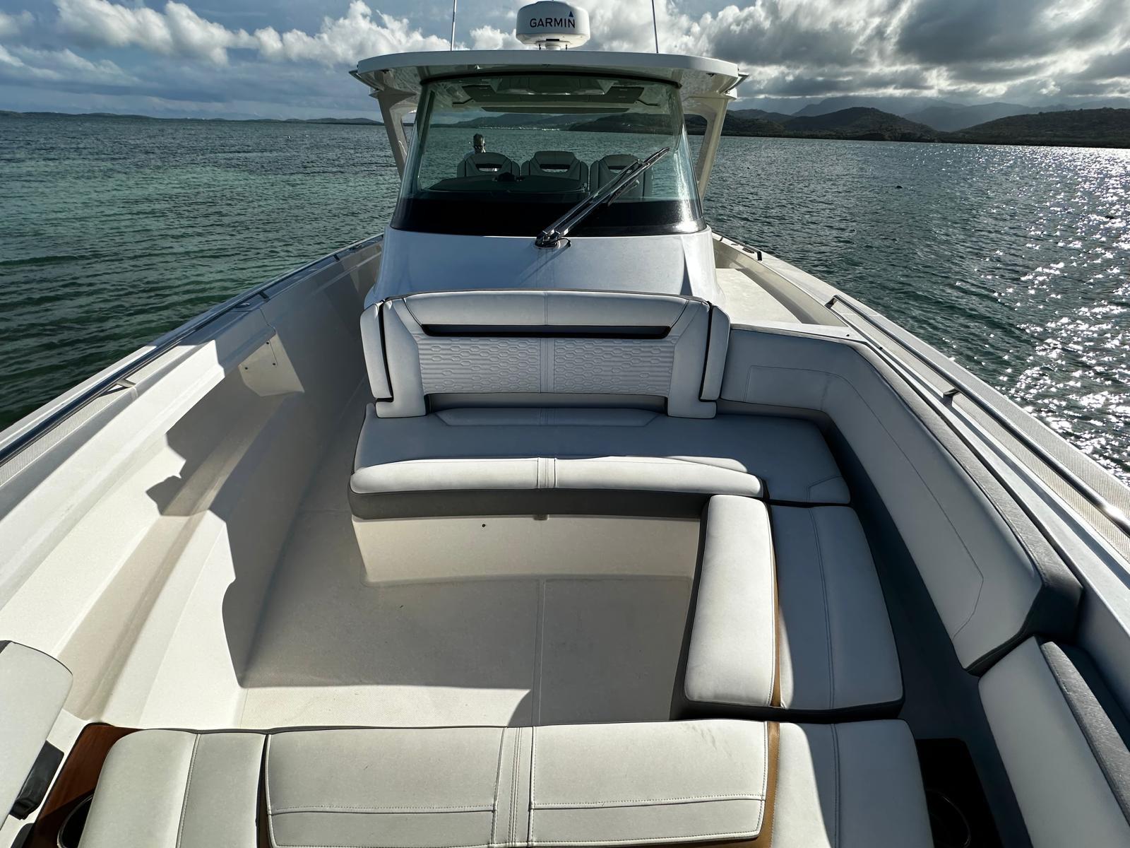 2020 Tiara Yachts 38 LS - 52