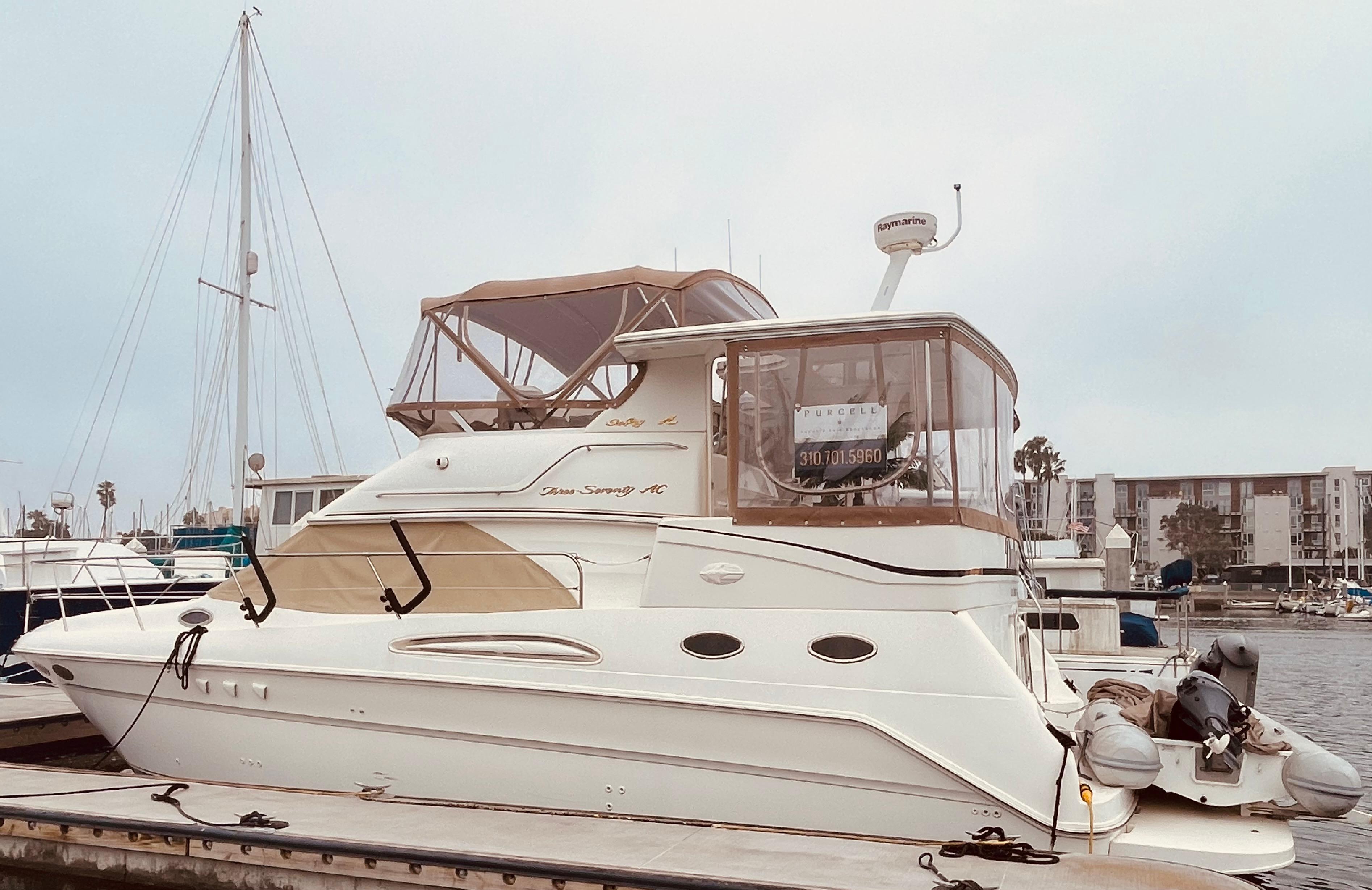 1998 Sea Ray 370 Aft Cabin