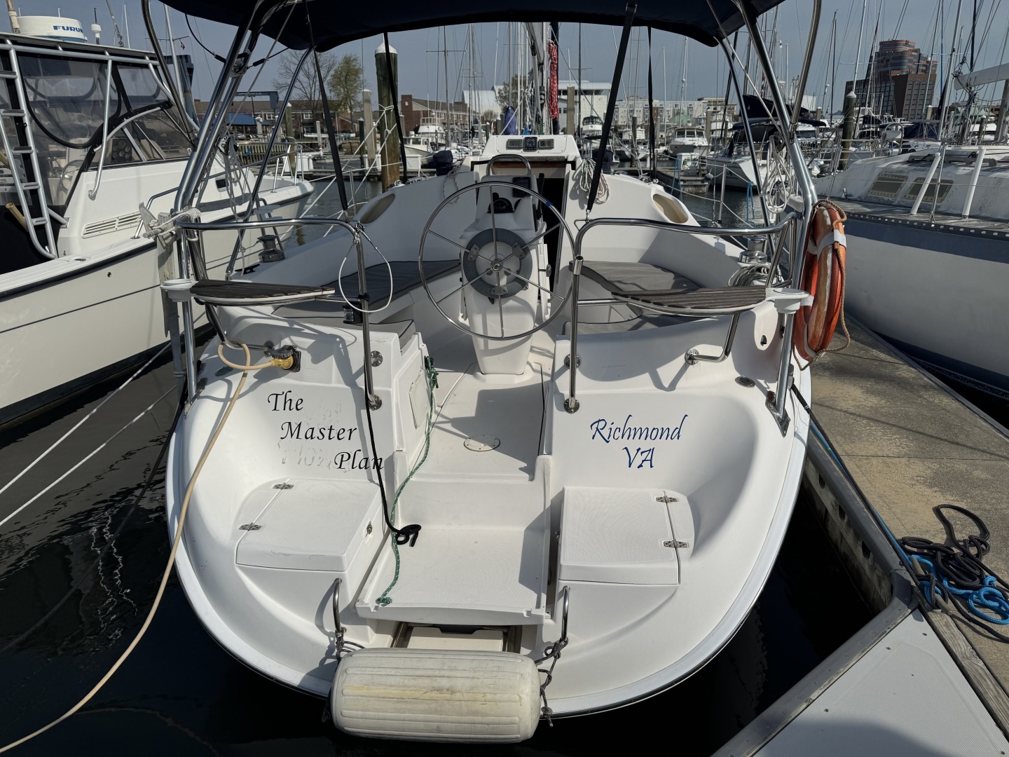 2002 Hunter 326 - Image 9