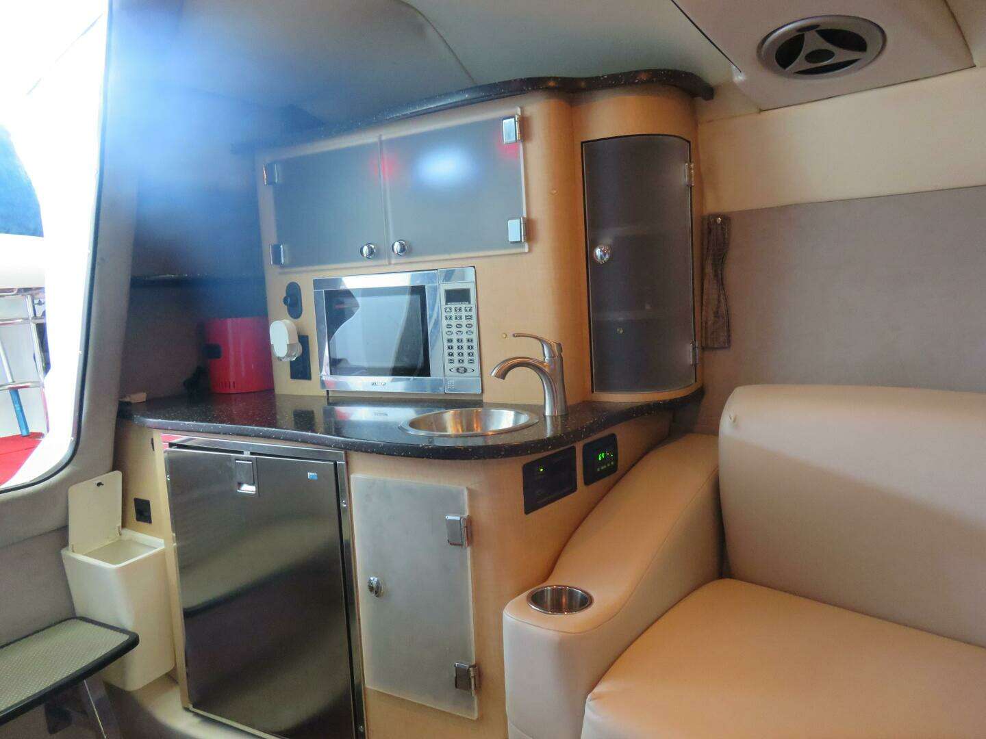 2008 Baja 335 Performance Cruiser - Image 11