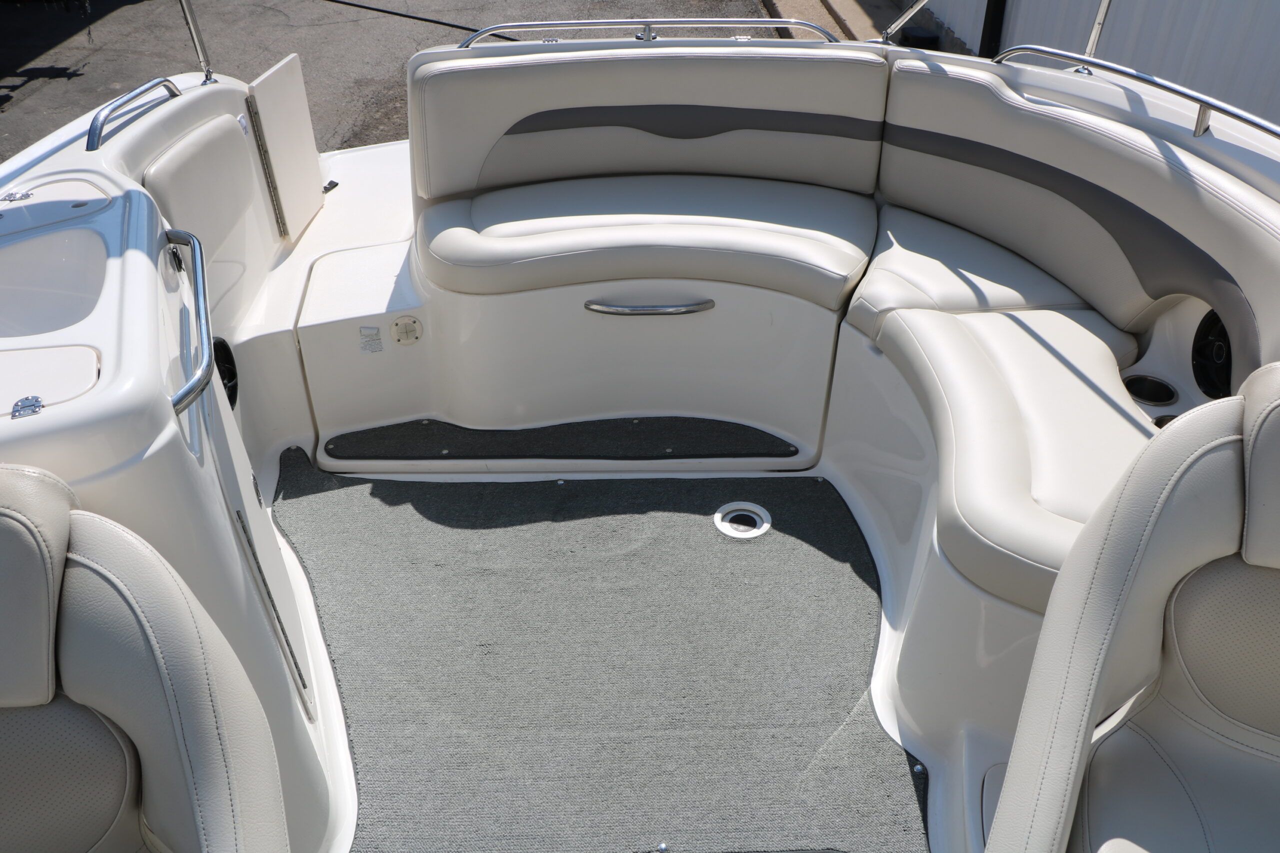 2005 Chaparral Sunesta 254 - 33