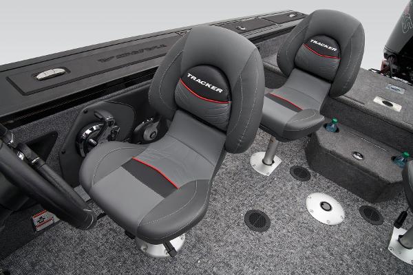 2026 Tracker Targa V-19 WT - 43