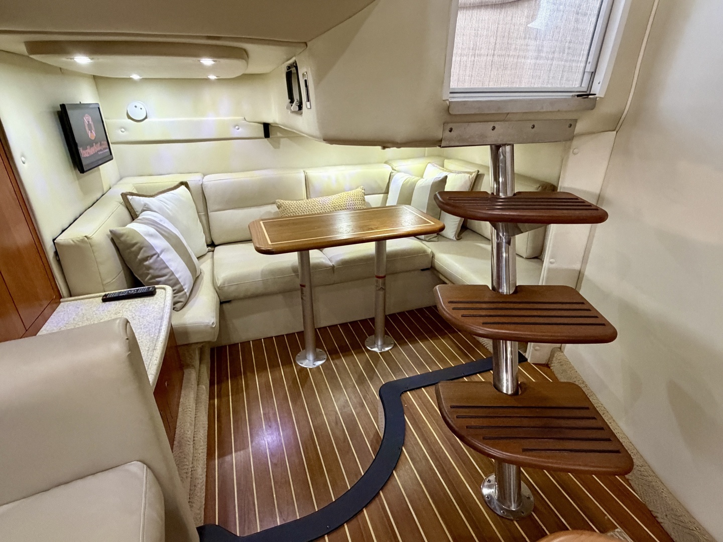 2007 Rinker 350 Express Cruiser - Image 39