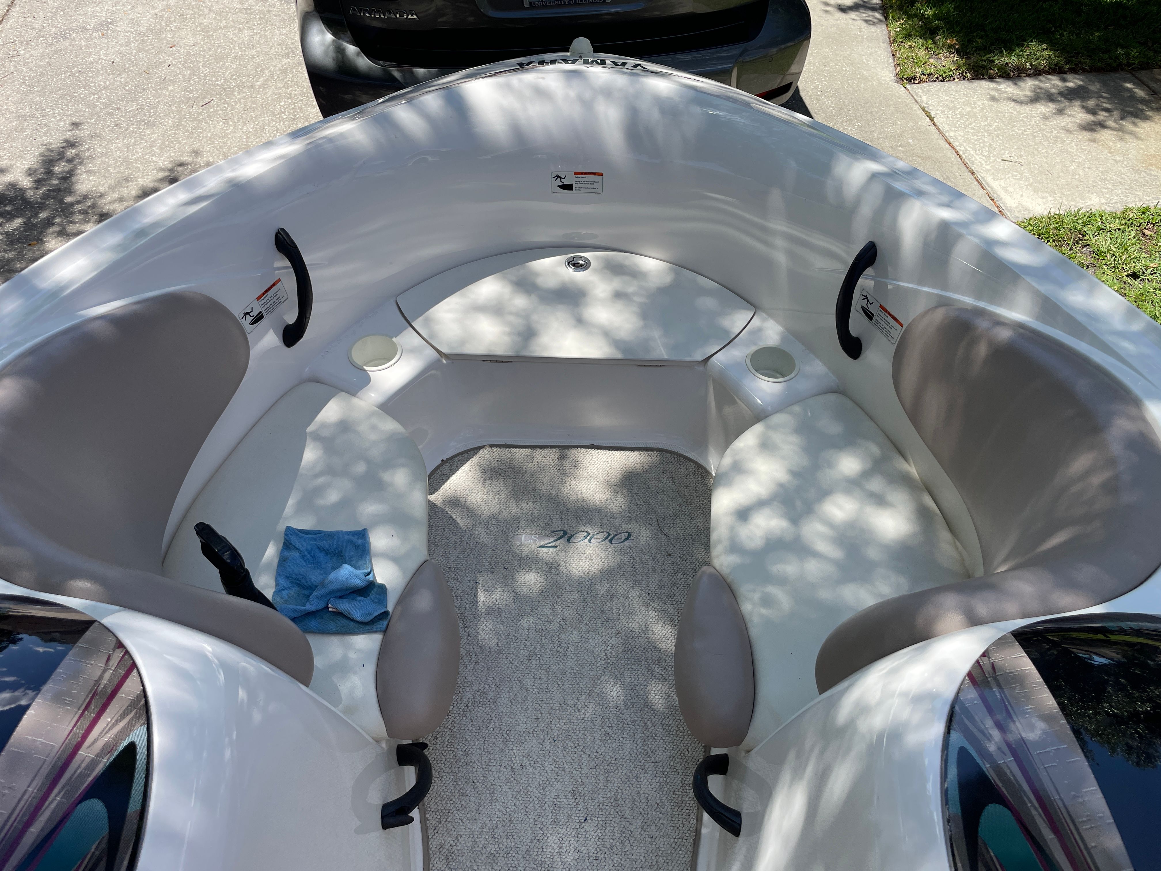 Interior of a 2000 Yamaha LS2000 boat with seating area.