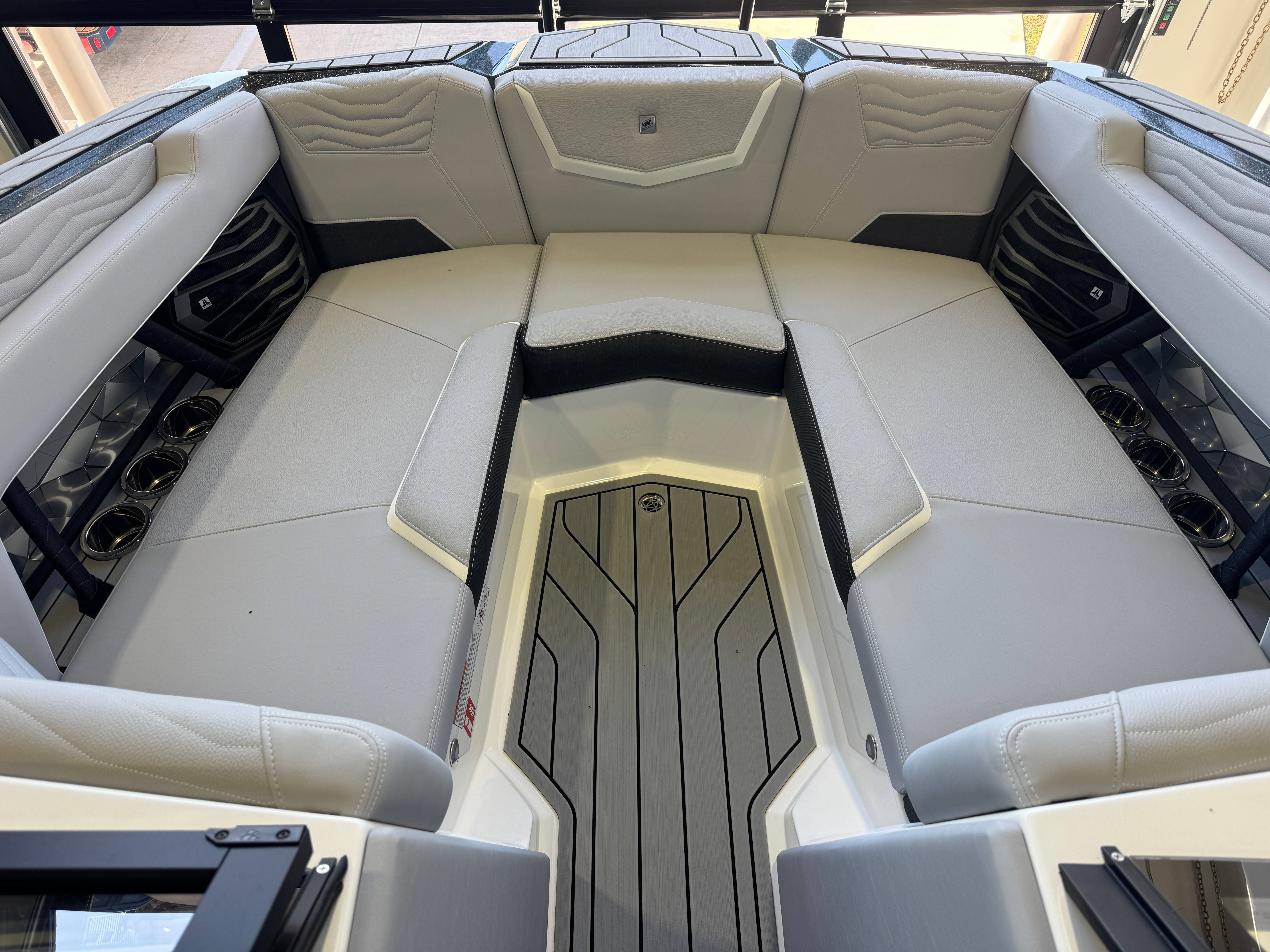 2026 Nautique Super Air Nautique G23 - 17