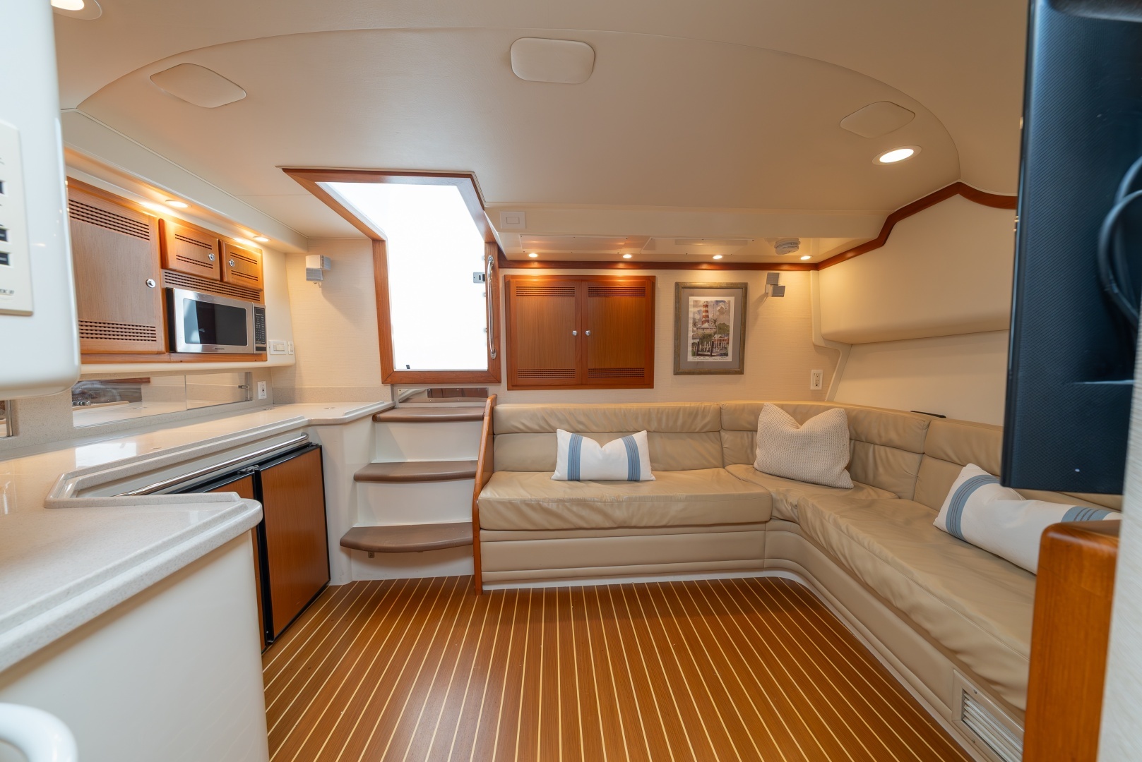 2002 Cabo 45 Express - Image 49