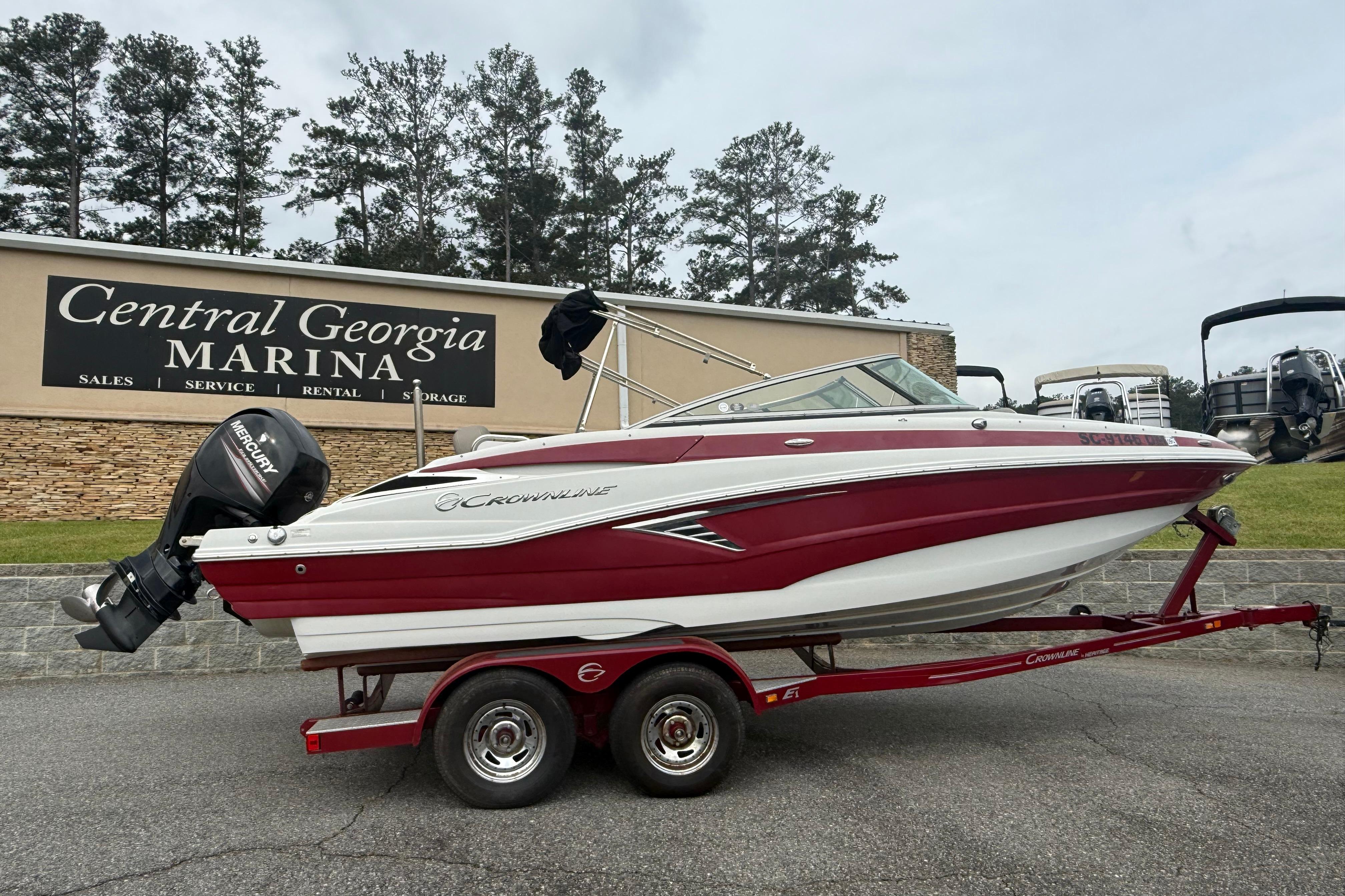 2017 Crownline Eclipse E1 XS boat on trailer at Central Georgia Marina.