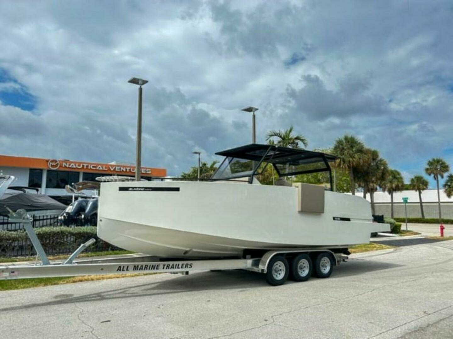2023 De Antonio D28 Xplorer - Image 2