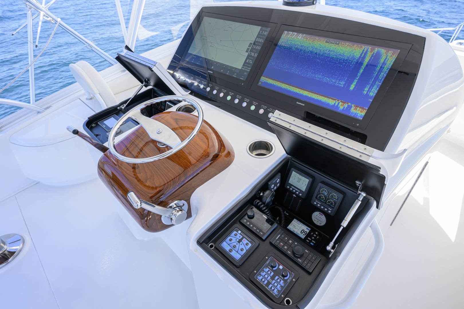 2024 Viking 54 Convertible - Image 34