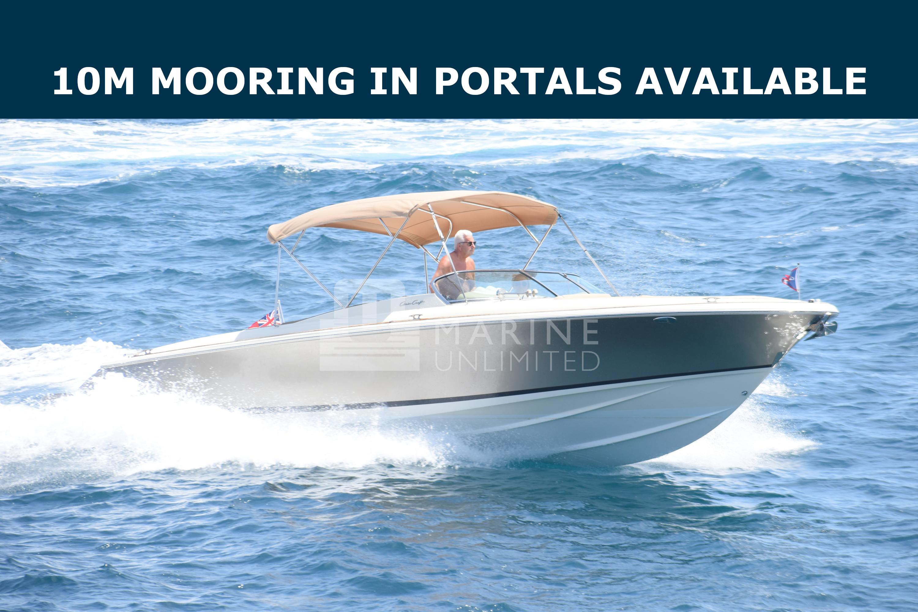 2015 Chris-Craft Launch 32