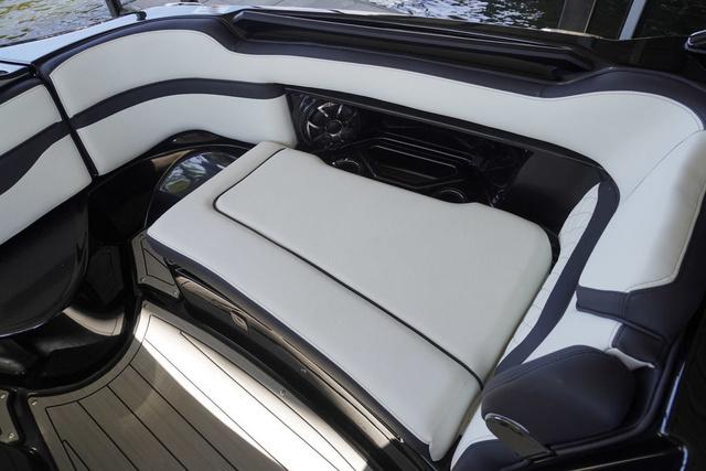2025 Yamaha Boats 275SD - 7