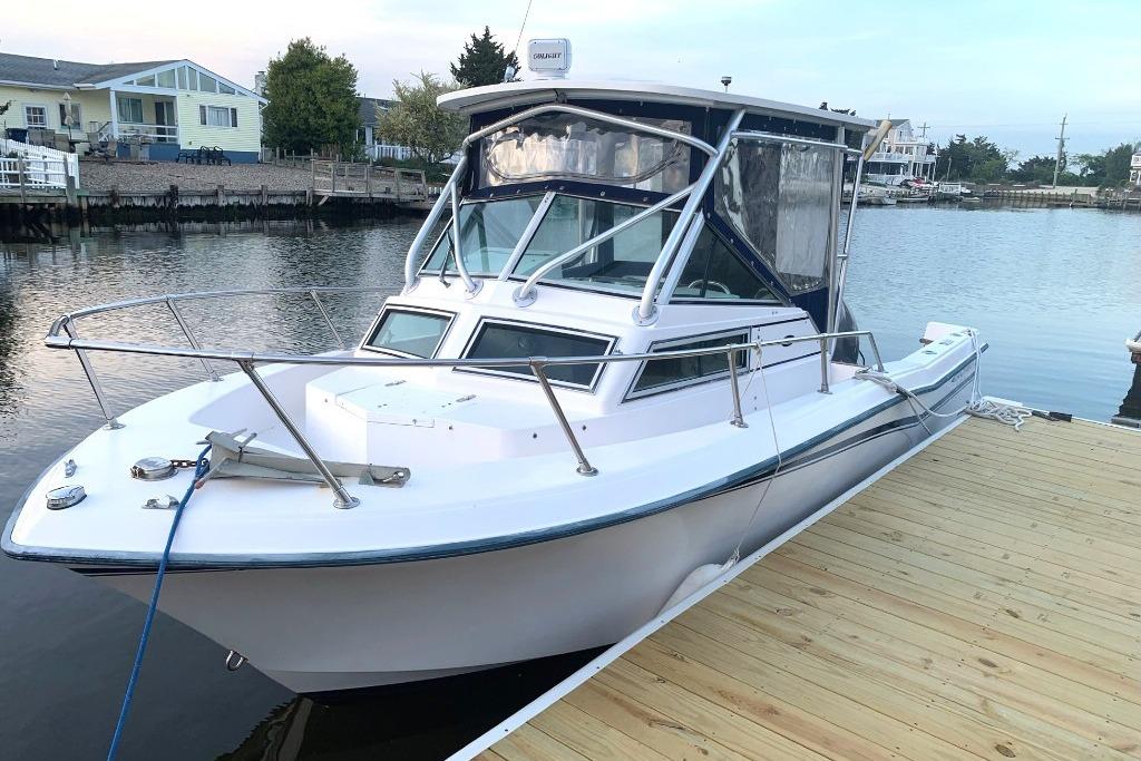 1987 Grady-White Seafarer 226