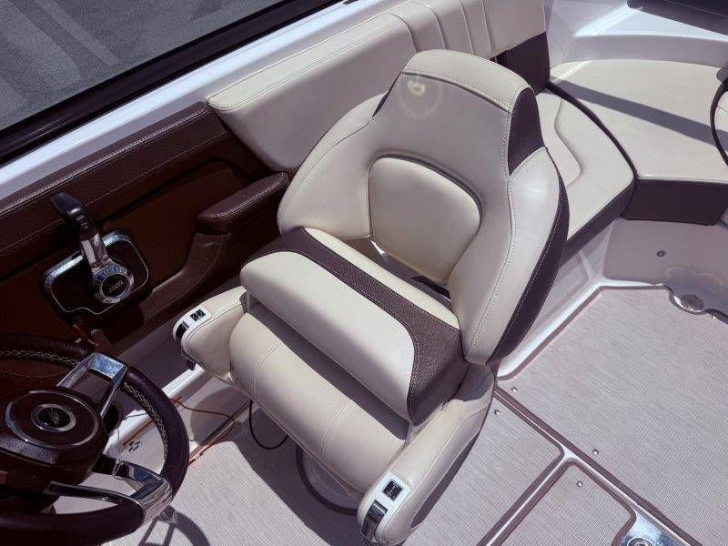2020 Chaparral 237 SSX - 16