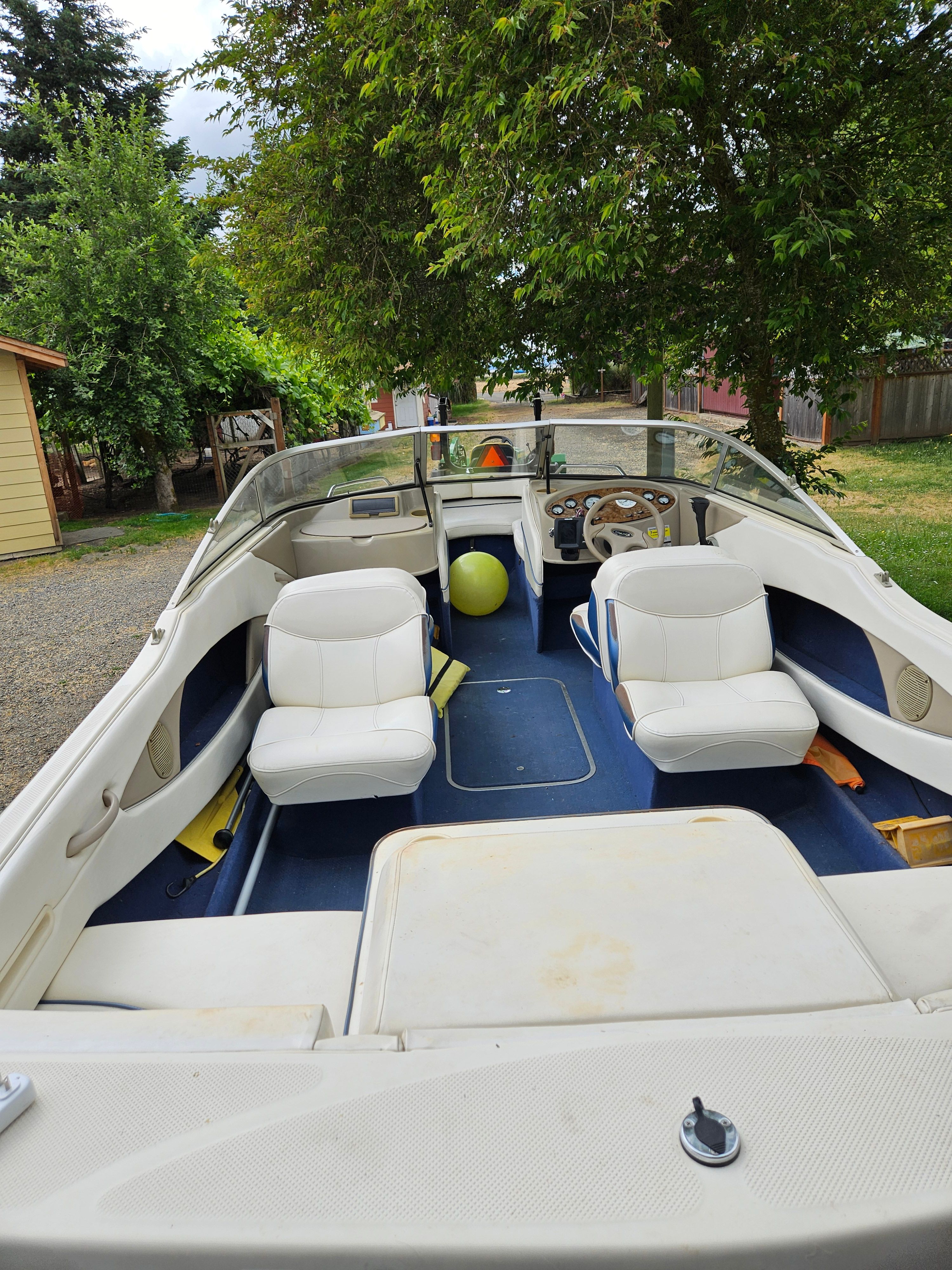 2002 Bayliner CAPRI