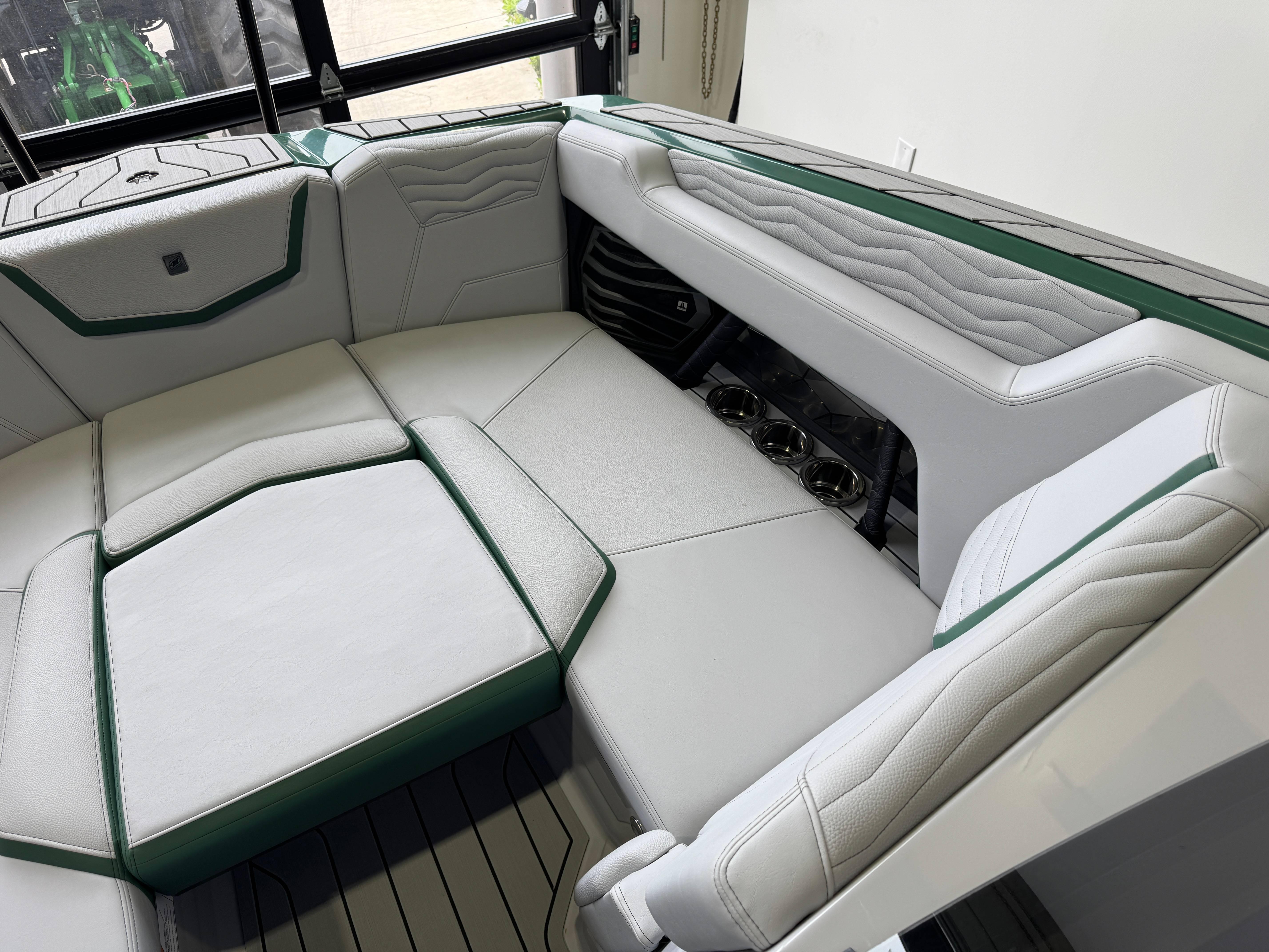 2025 Nautique Super Air Nautique G23 - 17