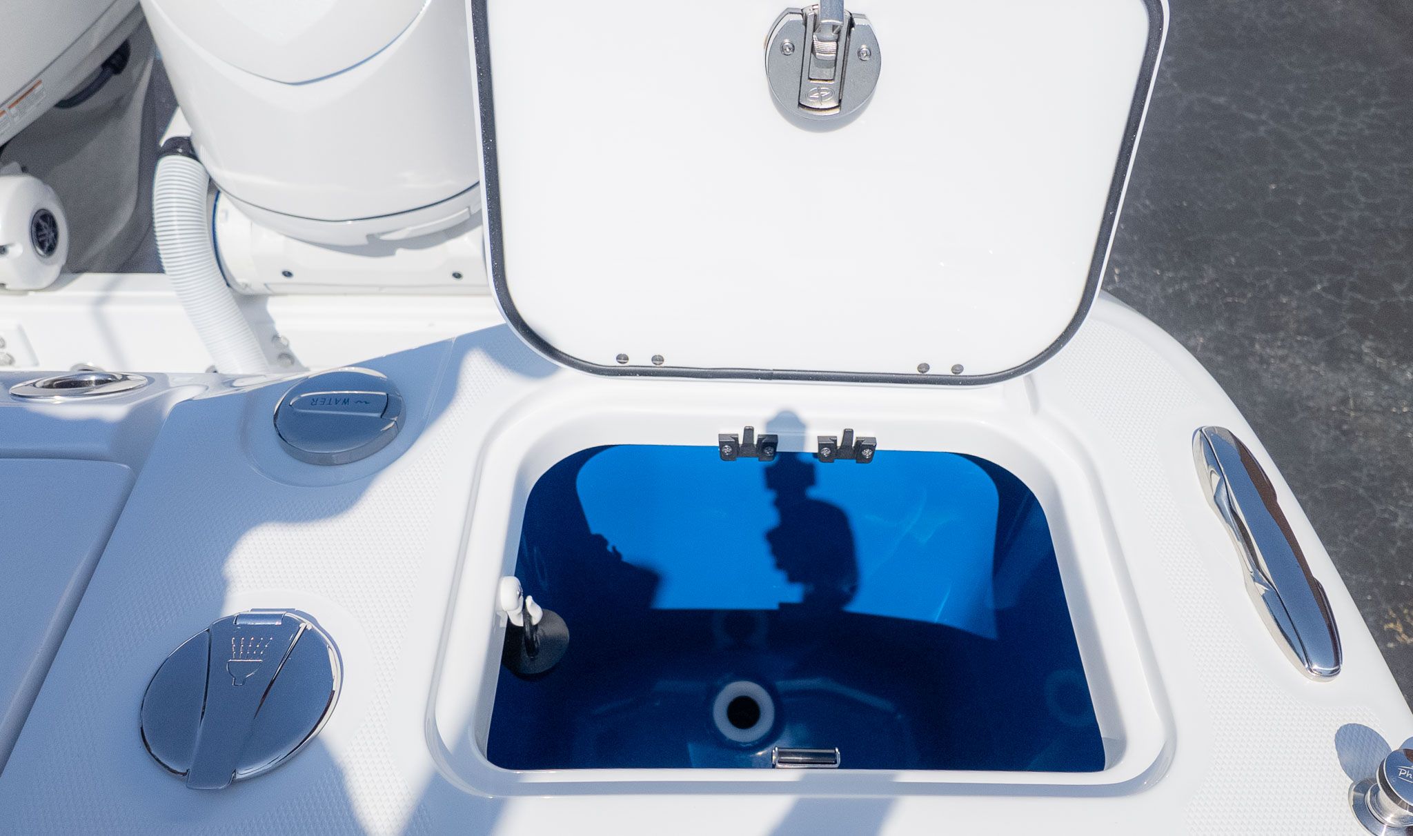 2026 Everglades 285 Center Console - 6