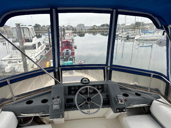 1992 Bayliner Motoryacht - 27