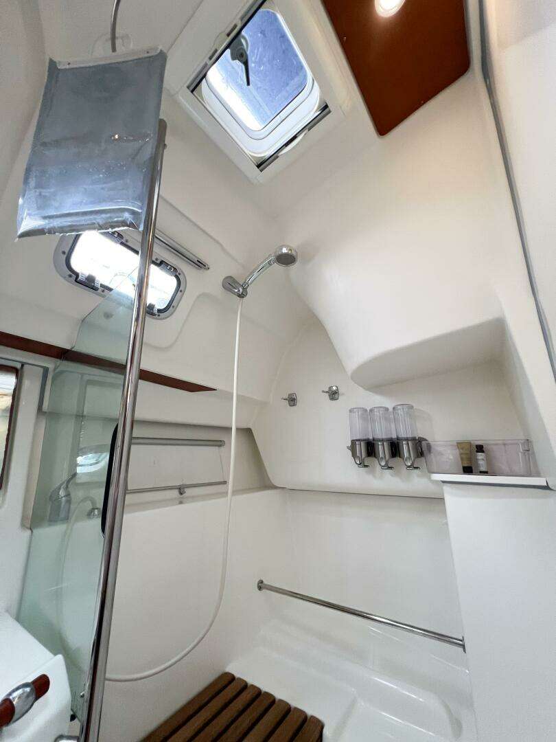 2007 Beneteau 373 - Image 51