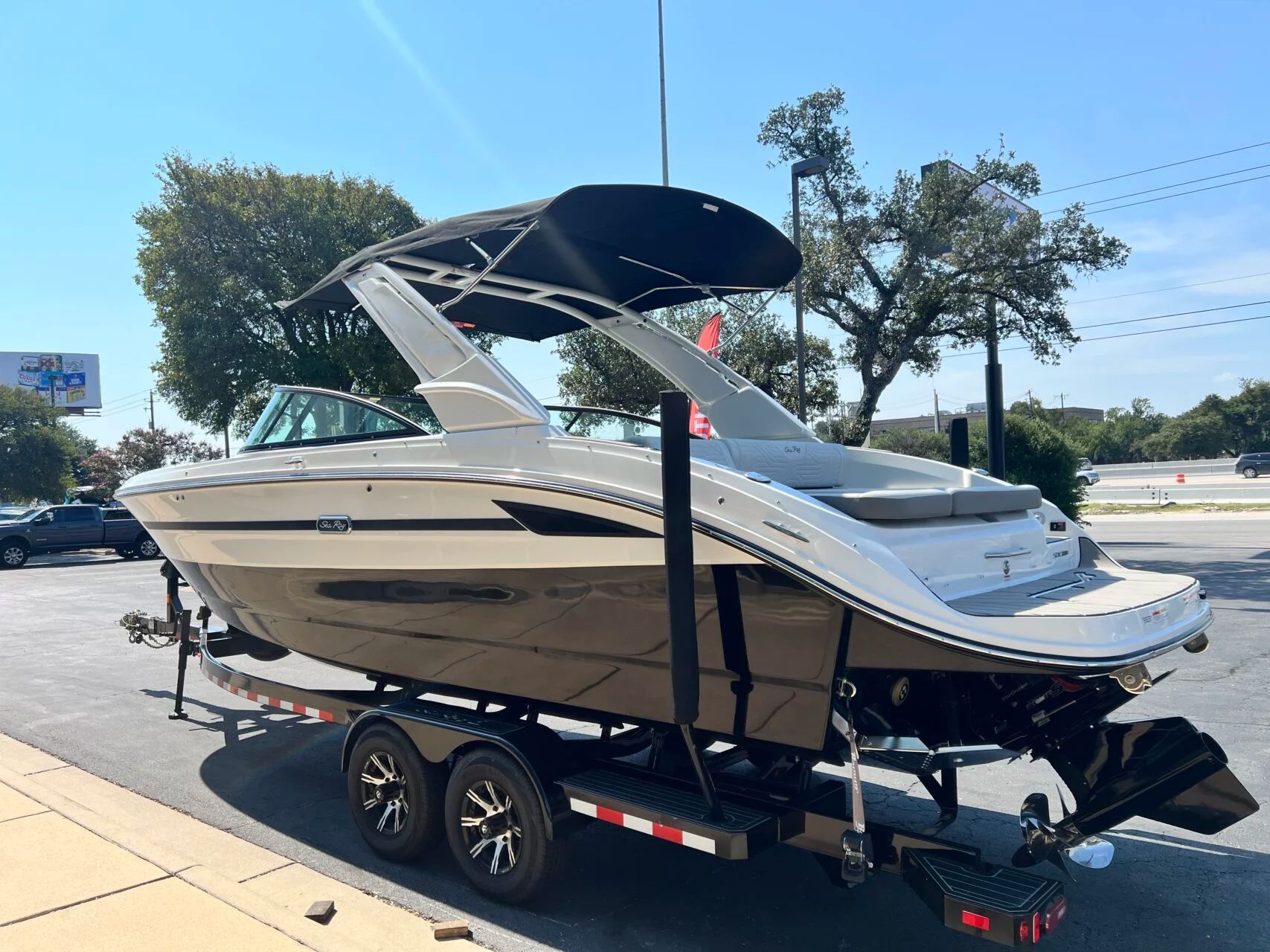 2026 Sea Ray SDX270 SURF - 6