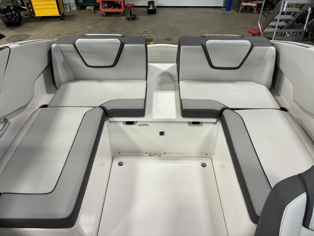 2026 Yamaha Boats AR250 - 75