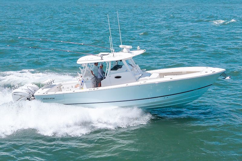 2022 Regulator 37 - 2