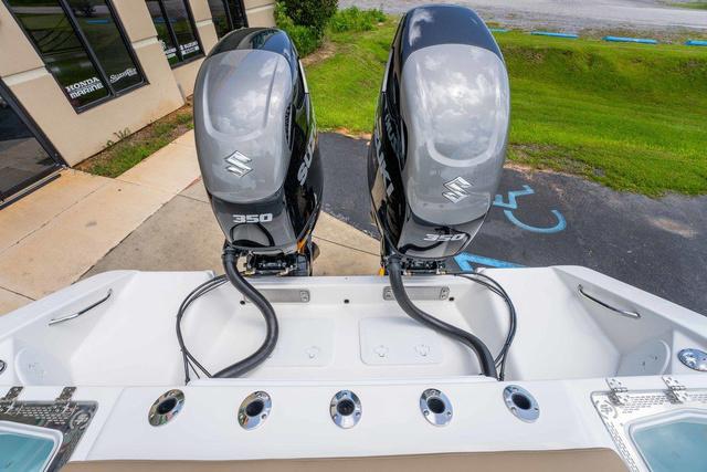 2025 Sea Pro 322 Offshore - 10