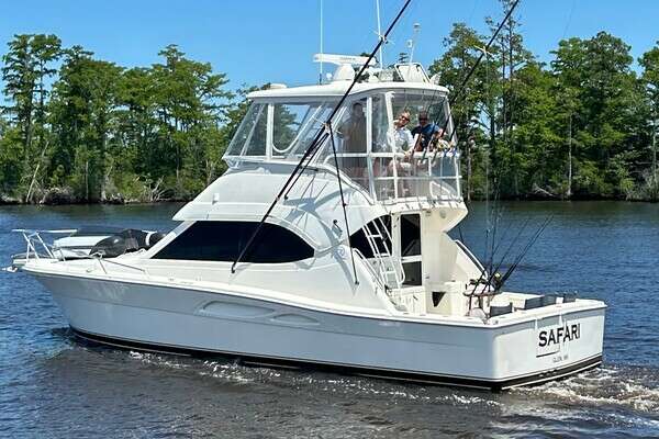 2004 Riviera 40 Sportfish