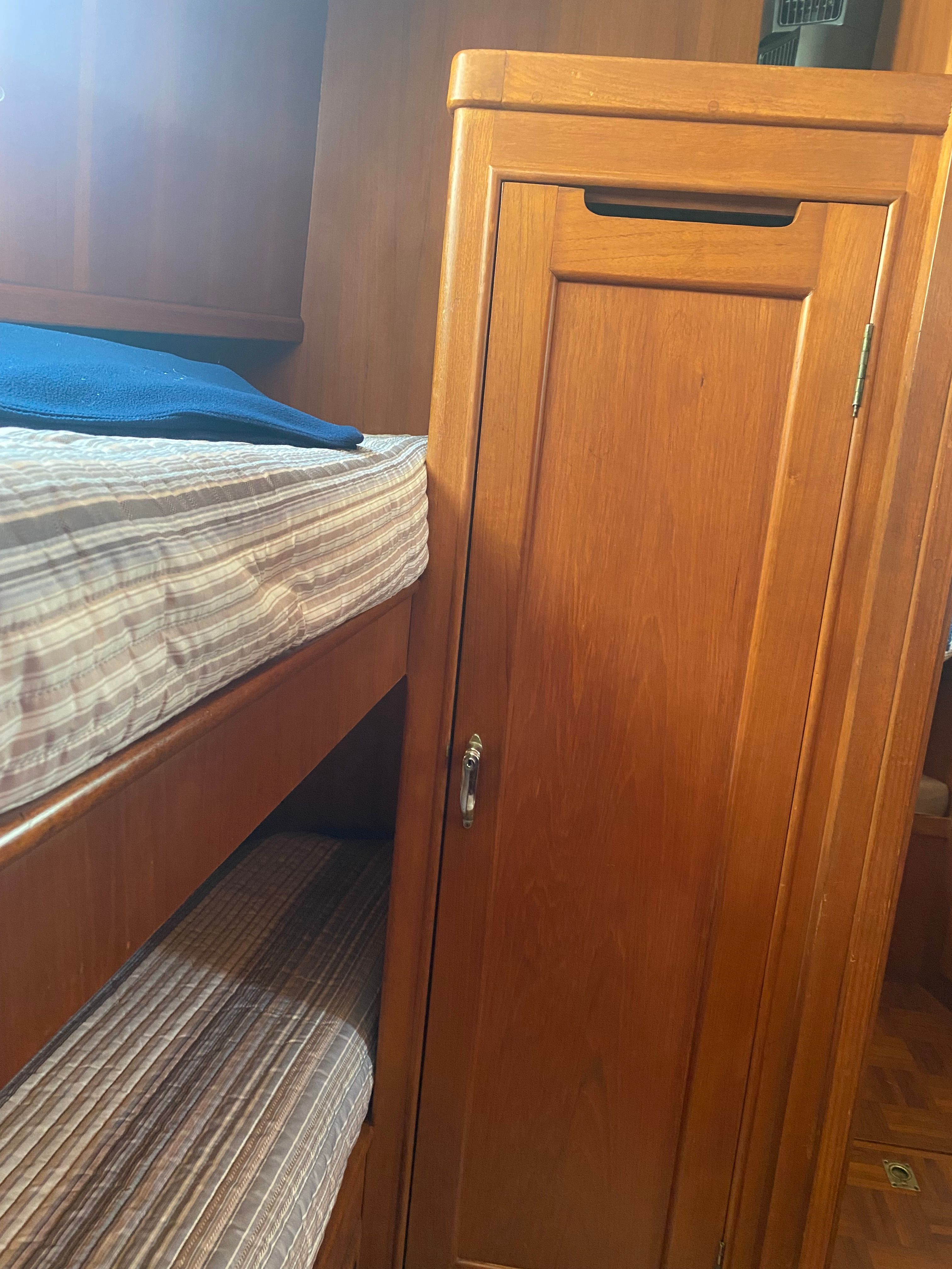1983 Island Gypsy 44 Flush Deck - 65