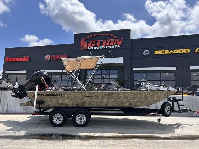 2021 Tracker Grizzly 2072 CC