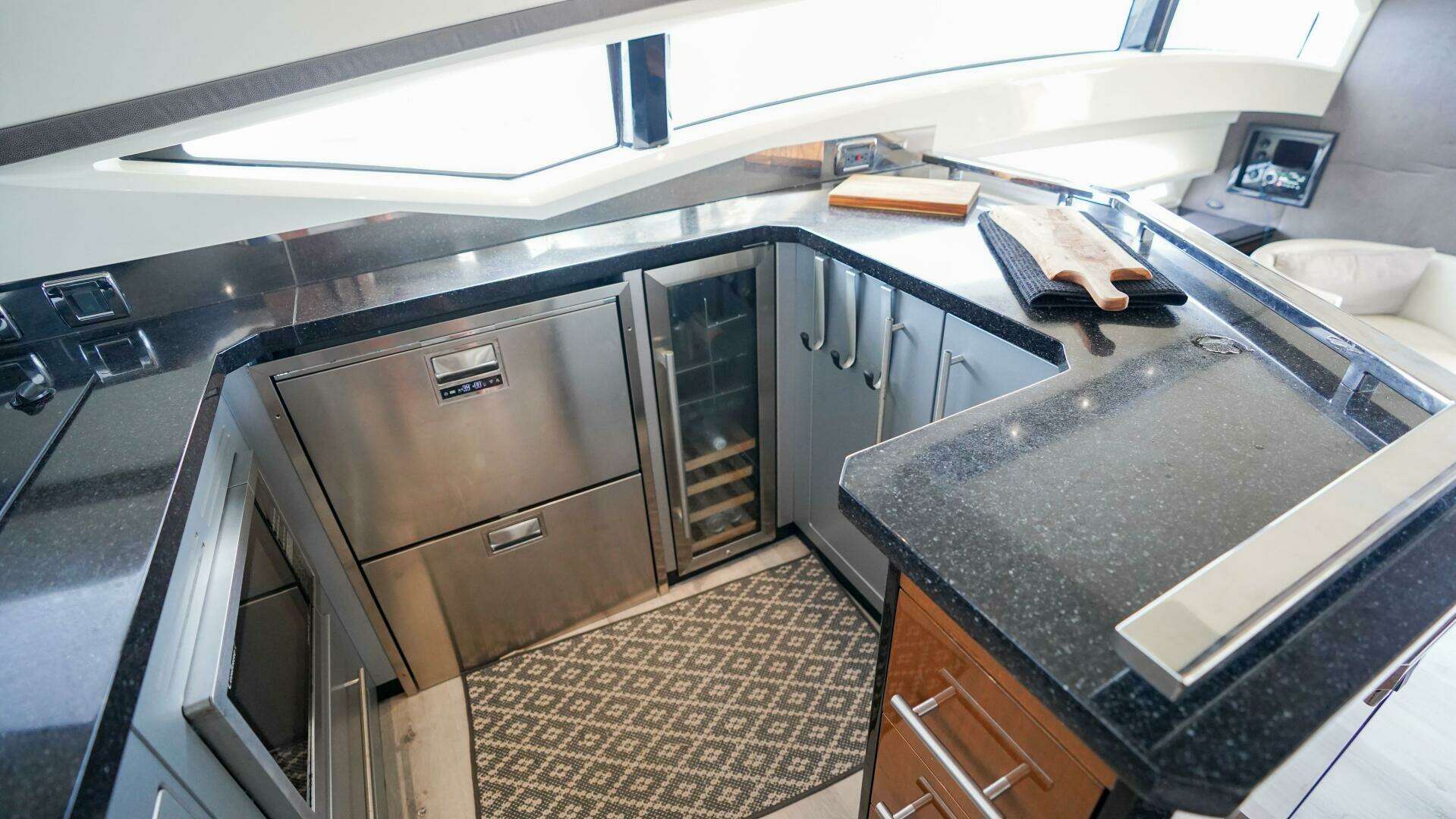 2009 Marquis 500 Sport Bridge - Image 14