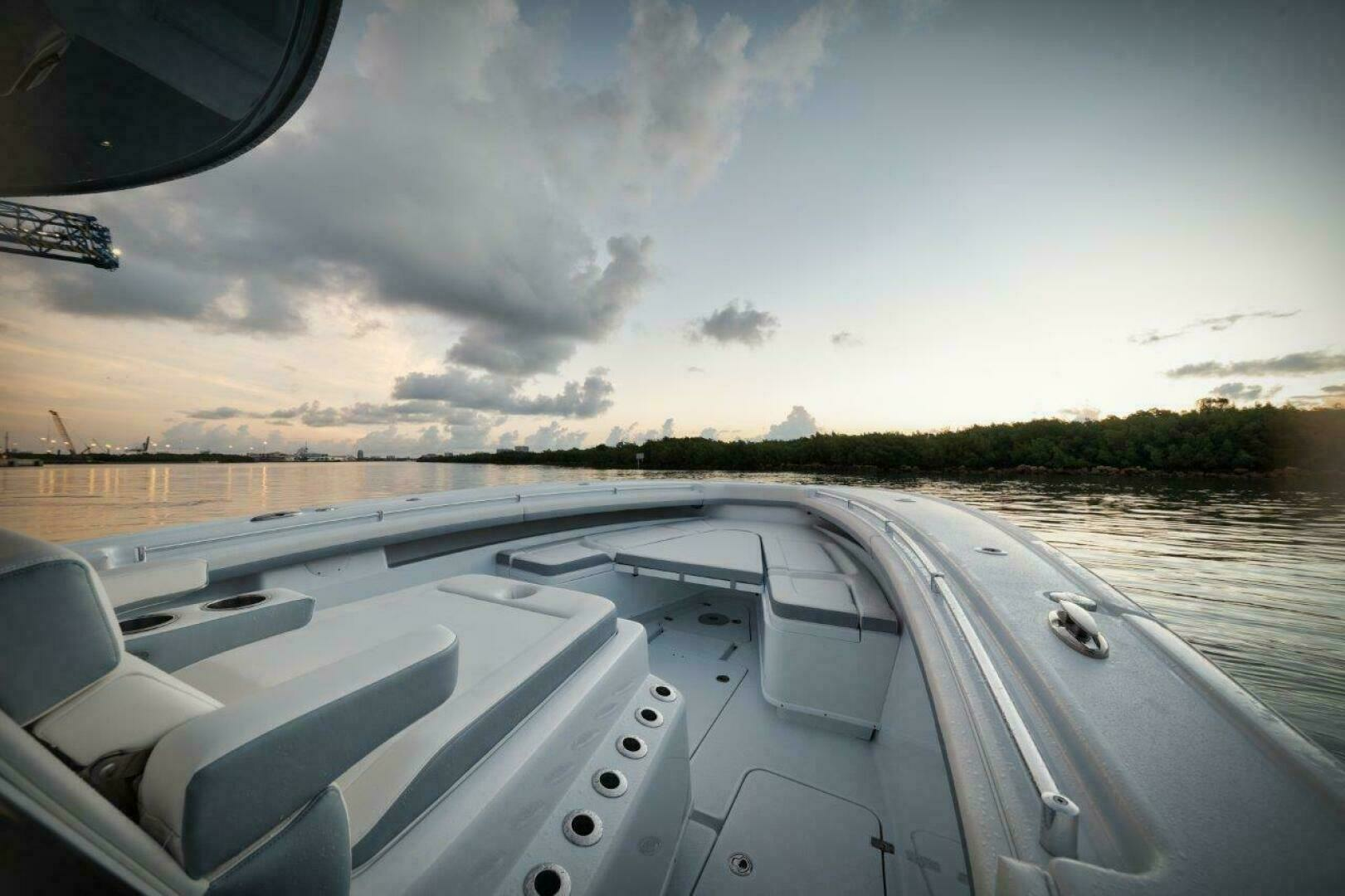 2026 Yellowfin 42 Offshore - Image 7