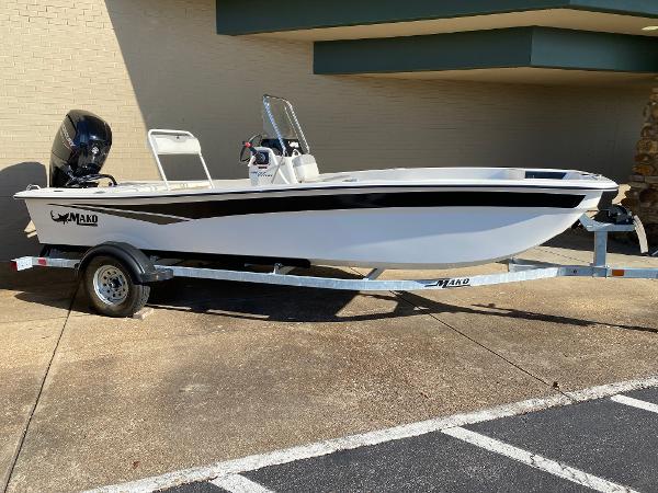 2023 Mako Pro Skiff 17 CC