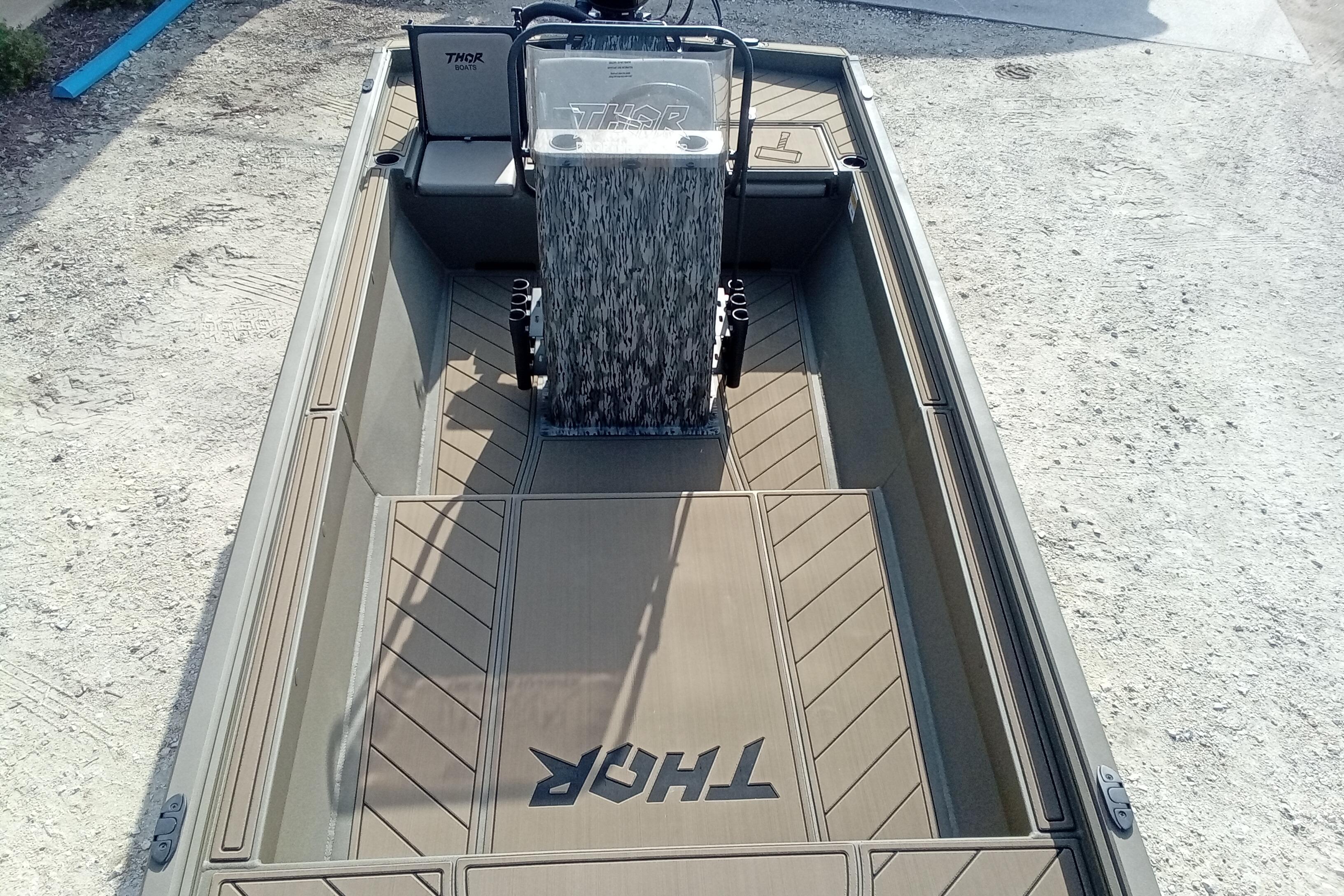 2026 Thor 1900 Low Country Elite boat interior, featuring sleek design and spacious layout.