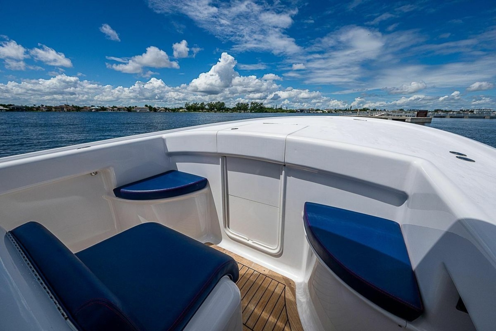 2010 Winter Custom Yachts Center Console - Image 7