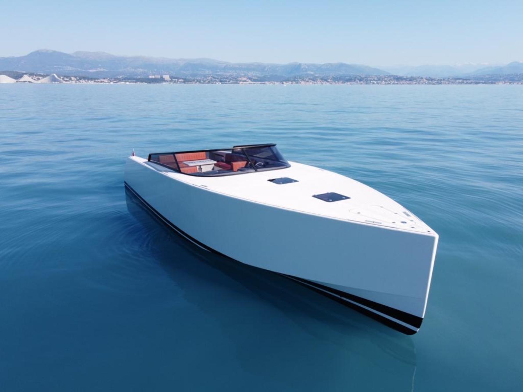 2018 VanDutch 55
