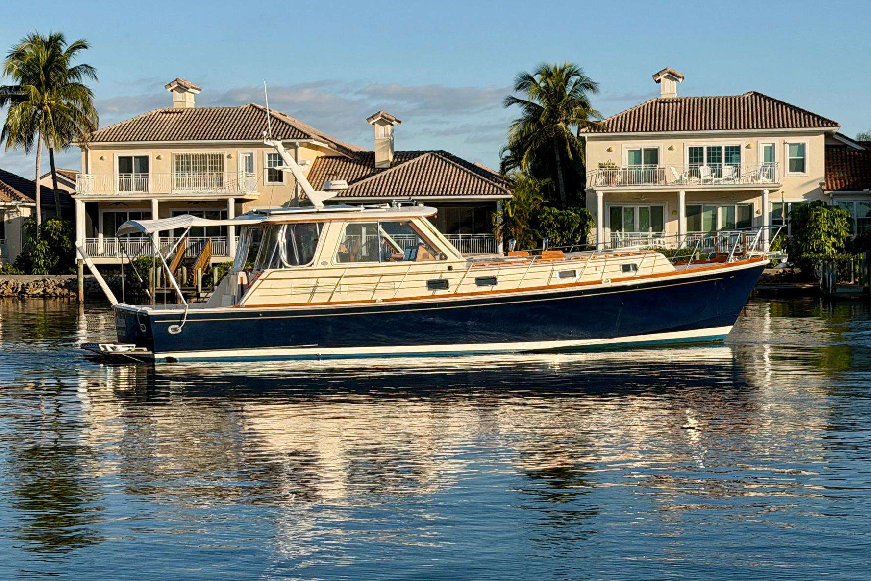 2001 Grand Banks 49 Eastbay HX