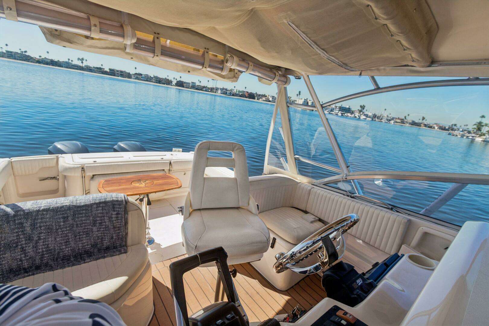 2006 Grady-White 330 Express - Image 14