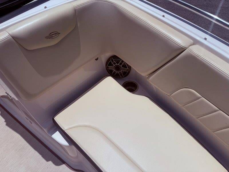 2020 Chaparral 237 SSX - 20