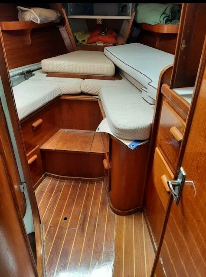 1988 J Boats — - Image 20